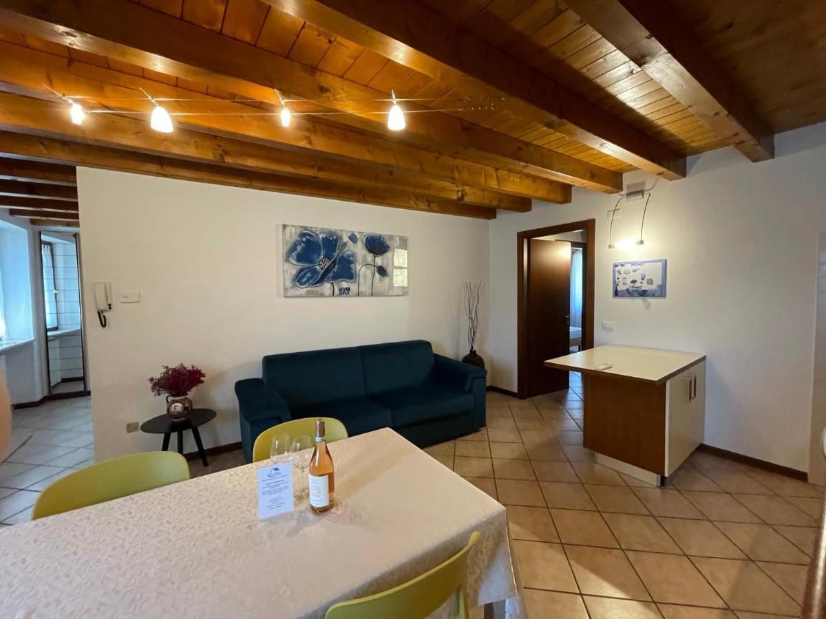 Casa Loredana - Graziosa Casa Vacanze Sul Lago Di Garda Daire Cavalcaselle Dış mekan fotoğraf